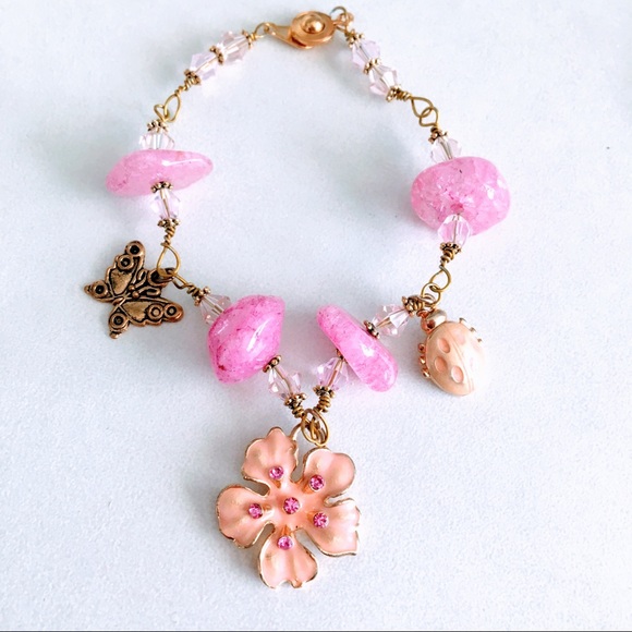 Pink flower handmade bracelet - Picture 2 of 3